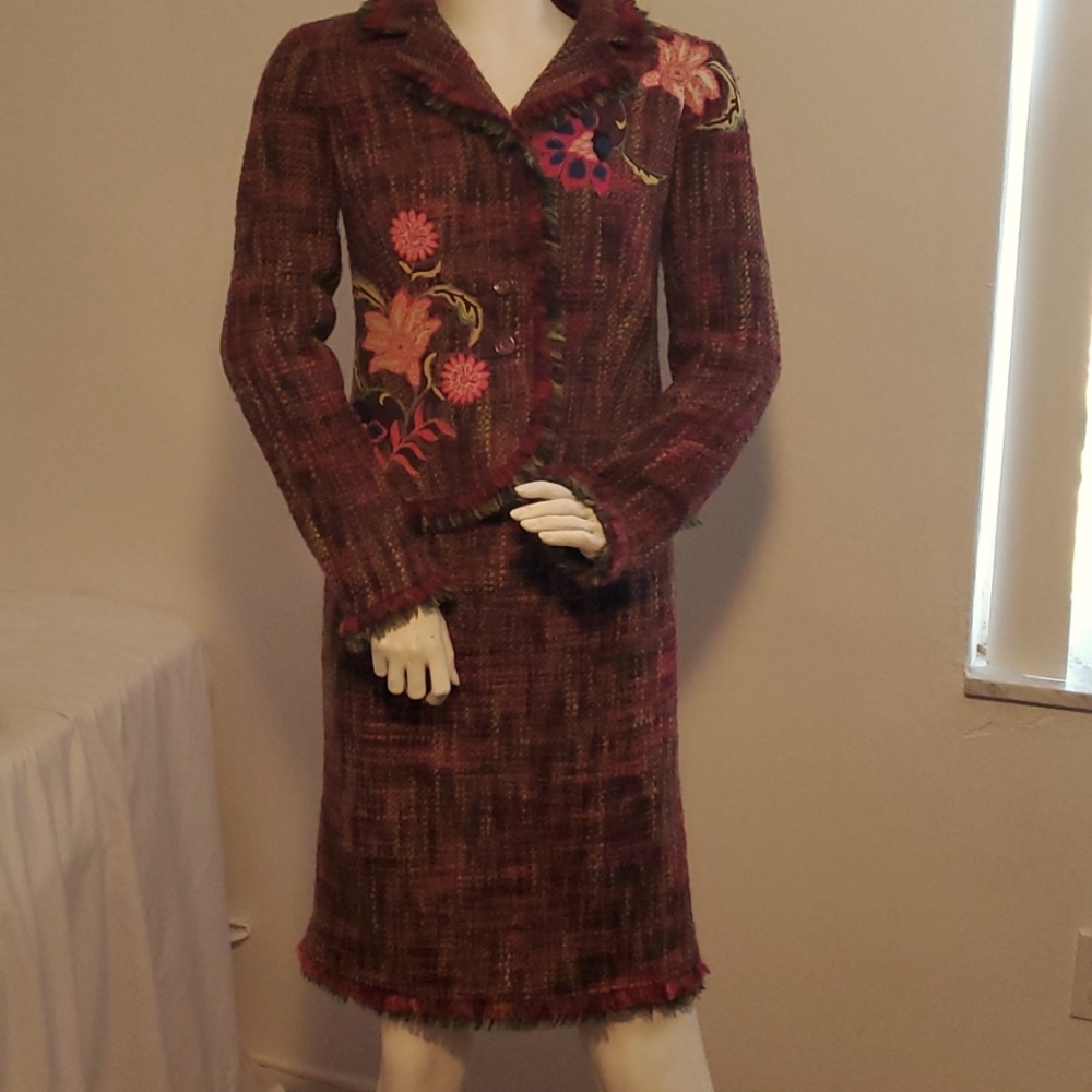 EUC Vintage early 90s "Jon" by Teri Jon Embellished Wool Blend Suit